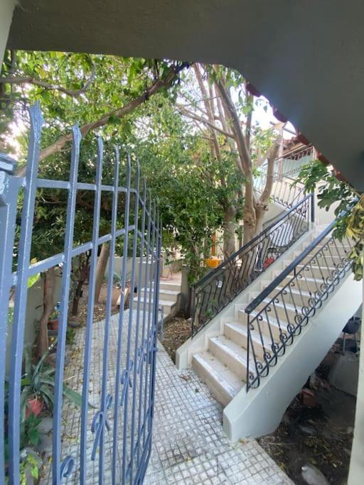 Ilisia Neapoli 1 Apartment